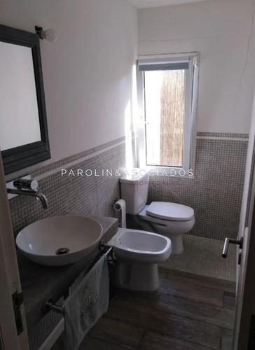 Muy Linda Casa En Parque Burnet- Ref: 1919