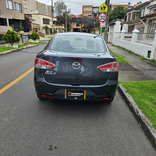 Mazda 2 Mazda 2 sedan automático