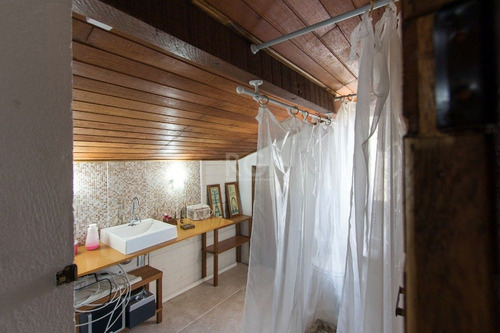 Casa Em Ponta Grossa Com 3 Dormitórios - Lu430278