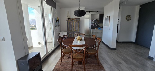 Arriendo Año Corrido: Dúplex Amplio, Vista Panorámica