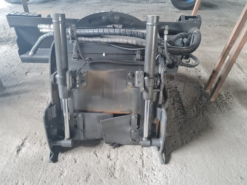 Fresadora De Asfalto, Implemento Bobcat 60cm Semi Nova 2017