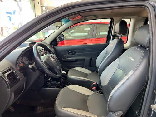 Fiat Strada 1.8 MPI ADVENTURE CE 16V FLEX 2P MANUAL