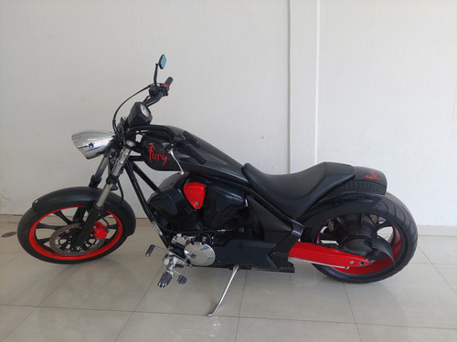 Hermosa E Imponente Fury 1300