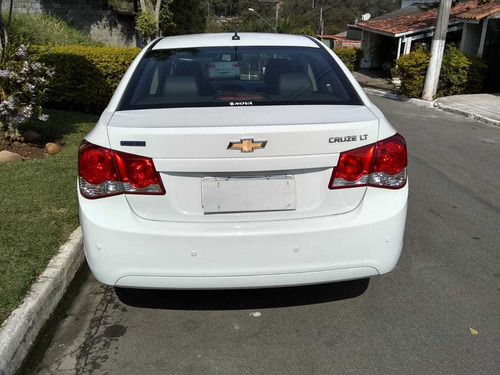 Imagem 5 de 11 de Chevrolet Cruze 2012 1.8 Lt Ecotec 6 Aut. 4p