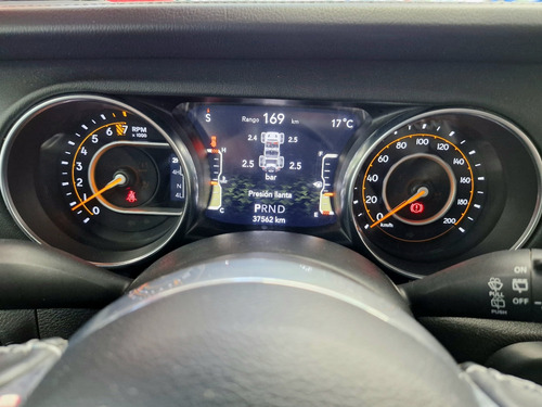 Jeep Wrangler 3.7 Unlimited Sahara 3.6 4x4 At