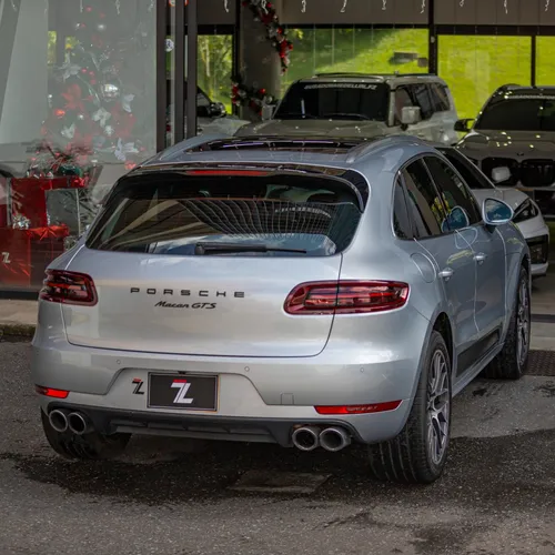 Porsche Macan gts 3.0