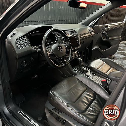 Volkswagen Tiguan 2.0 Tsi HighLine 7p Con techo