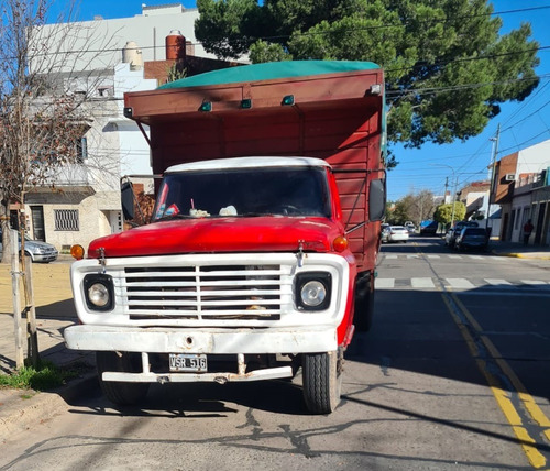 Camion Ford F700