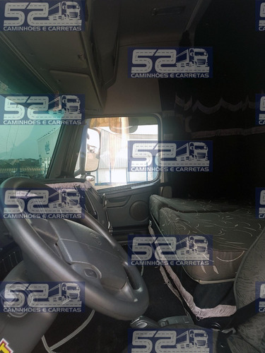 Imagem 14 de 15 de Volvo Fh 540 6x4 2013-14