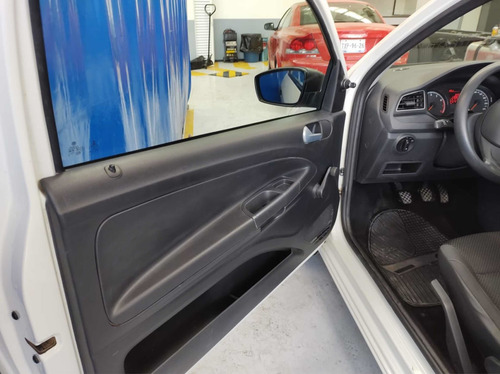Imagen 9 de 13 de Volkswagen Saveiro 2018 1.6 Starline Ac Mt