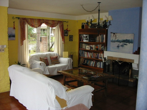Imagen 2 de 30 de Venta De Casa De 3 Dormitorios En Altos Del Pinar