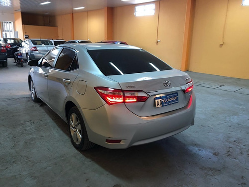 Toyota Corolla 1.8 Xei Pack Mt Modelo 2016 Color Gris Plata