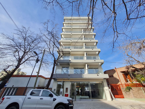 Venta De Departamento 3 Dormitorios En Zona Norte De La Plat