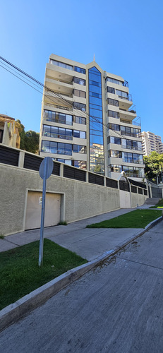 Departamento En Calle Traslaviña, A Pocas Cuadras De Alvare
