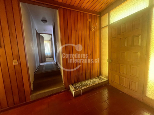 Casa En Venta De 5 Dorm. En Santo Domingo