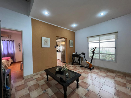 Venta Casa - Villa Lugano - 3 Dormitorios Con Cochera - Apto Credito
