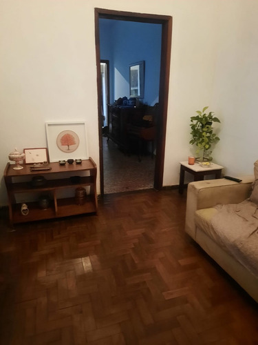 Imóvel Sob Registro No 3° Ofício. Casa De 145,73 M² De Área Útil, 640m² De Quintal