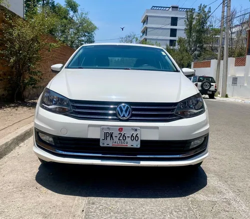 Volkswagen Vento 1.6 Highline Mt