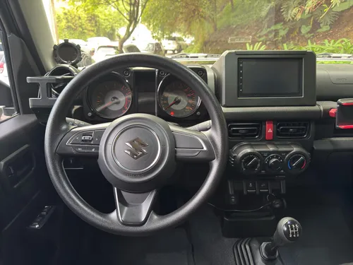 Suzuki Jimny 1.3 Mt