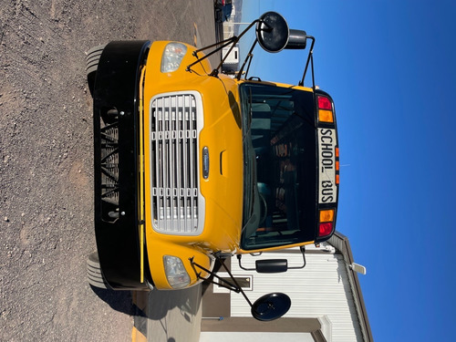 Imagen 2 de 15 de Freightliner B2 2009 Escolar