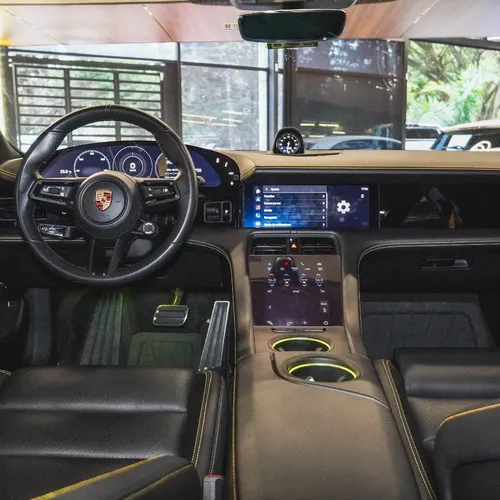 Porsche Taycan Turbo 2020
