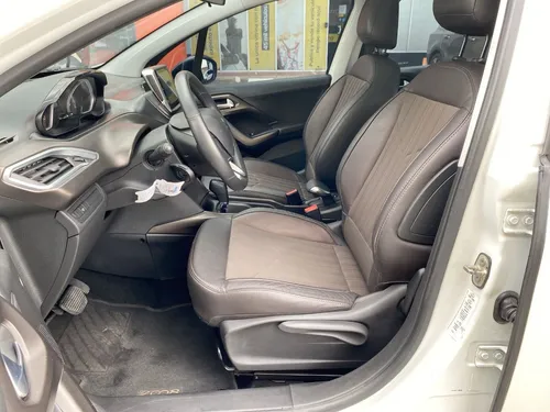 Peugeot 2008 1.6 Active At