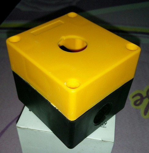 Botonera Plástica Intemperie Ip65 De 1 Hueco 22mm