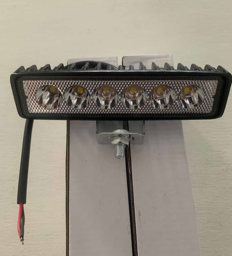 Exploradora 6 Led Linea 3000 Lm Luz Fija Carro Moto
