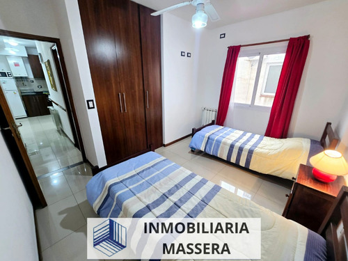 Venta: Departamento - 2 Dormitorios - Pileta Y Cochera - Centro - Villa Carlos Paz