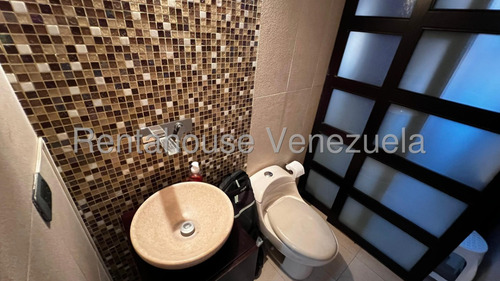 Estupendo Apartamento En Venta - Urb. El Rosal.
