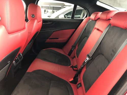 Jaguar Xe 3.0 V6 Supercharger Gasolina S 4p Automático