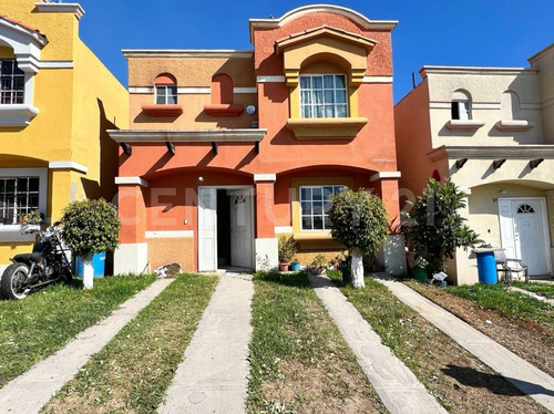 Rcv-1383 Casa En Venta Urbi 5ta Del Credro 3 Récamaras