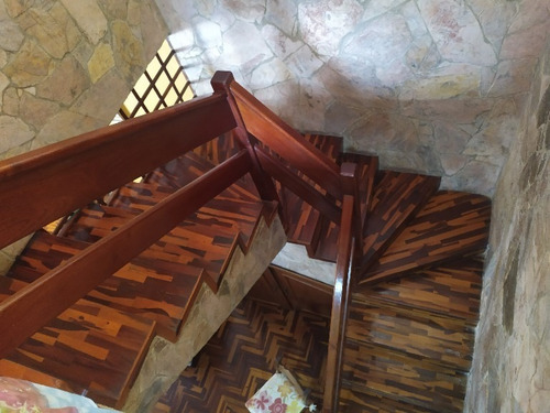 Imagen 11 de 24 de Nestor Moreno Vende Casa En Naguanagua Lemc-398