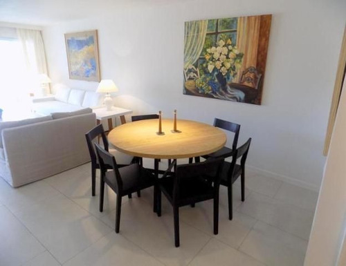 Apartamento En Venta De 2 Dormitorios En Manantiales