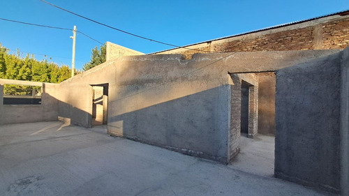 Venta Casa En Obra Gruesa-las Compuertas