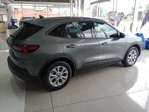 Ford Escape 2.5 Active FWD Hibrida