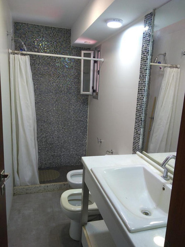 Imagen 13 de 22 de Casa Con Pileta - Roldán