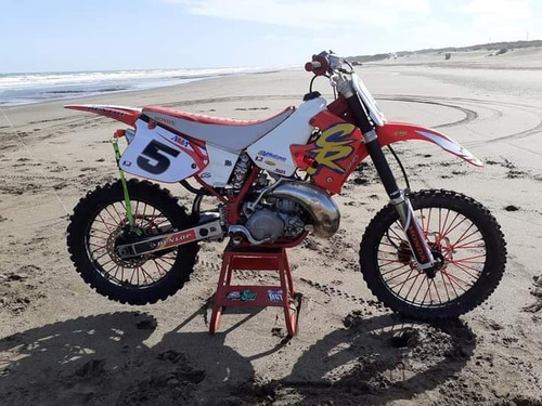 Imagen 1 de 8 de Honda Cr 250