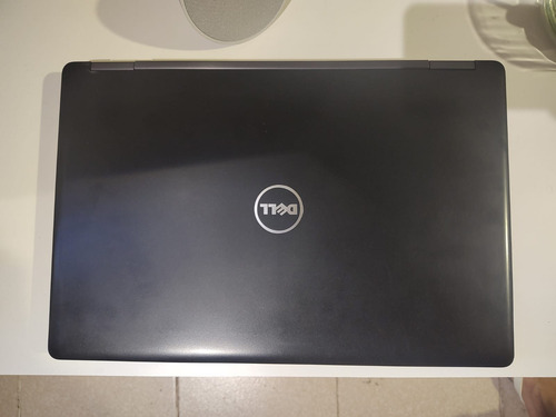 Dell Latitude 5580, I7 7820-hq, 16gb Ram, 256gb Ssd M.2 (Usado)
