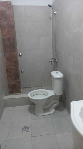 Imagen 7 de 10 de Departamentos 1 Y 2 Amb A Estrenar - Loma Hermosa
