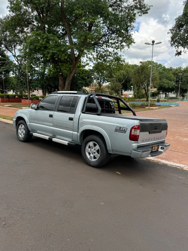 Chevrolet S-10 2.4 MPFI EXECUTIVE 4X2 CD 8V FLEX 4P MANUAL