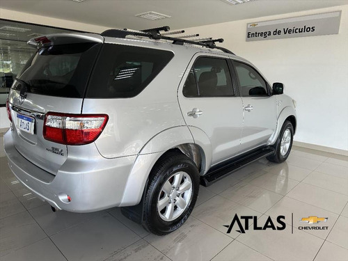 Toyota Hilux SW4 3.0 SRV 4X4 16V TURBO INTERCOOLER DIESEL 4P AUTOMÁTICO