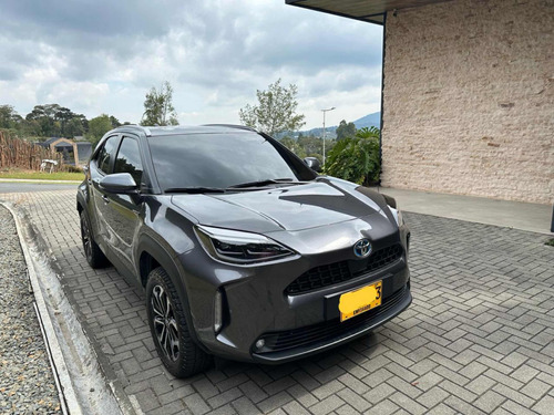 Toyota Yaris Cross Hv Xs