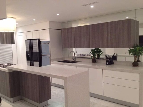 Apartamento En Venta El Rosal Remodelado. Con Pozo. Código 23-26390 Mr.