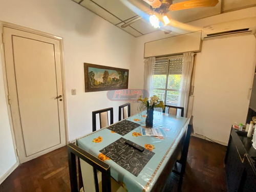 Casa En Venta En Mataderos