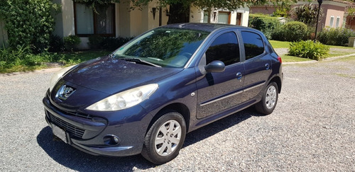 Peugeot 207 1.4 Sedan Allure 75cv