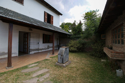 Increíble Casa A Refaccionar O Lote. Hurlingham