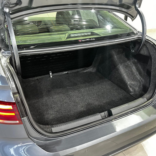 Volkswagen Virtus 1.6 MSI Flex 16V 4p Aut.