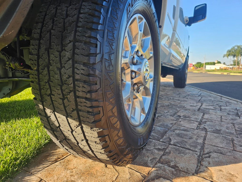 RAM 2500 6.7 I6 TURBO DIESEL LARAMIE CD 4X4 AUTOMÁTICO