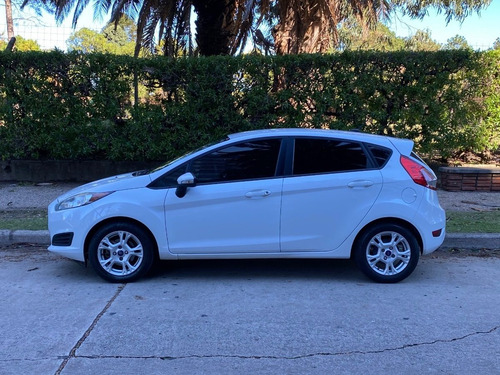 Ford Fiesta Mexicano Permuto Financio